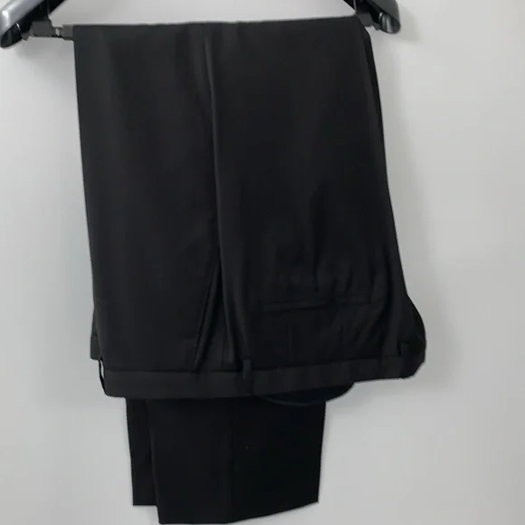 🔥BNWT🔥Hugo Boss “Johnstons1” Mens Suit in Black Sz 46R. Black.Pants Sz 38US - Picture 17 of 17